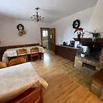 Bed & Breakfast Pod Jelencem Willa I Dom Z Widokiem Na Sniezke Blisko Wang