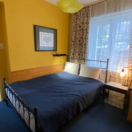Pod Jelencem I Dom Z Widokiem Na Sniezke Blisko Wang Bed and Breakfast 3*