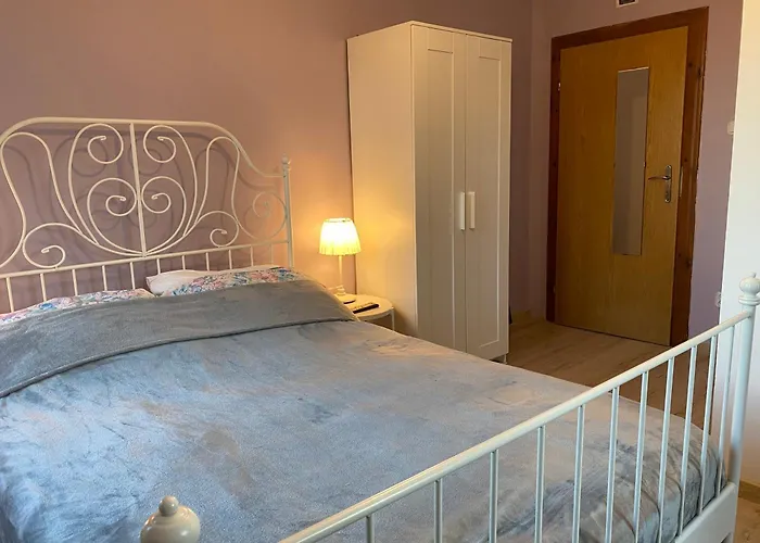 B&B Pod Jelencem I Dom Z Widokiem Na Sniezke Blisko Wang 카르파츠