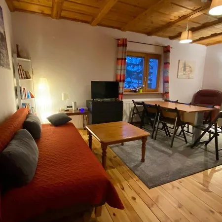 Pod Jelencem I Dom Z Widokiem Na Sniezke Blisko Wang 住宿加早餐酒店 3*