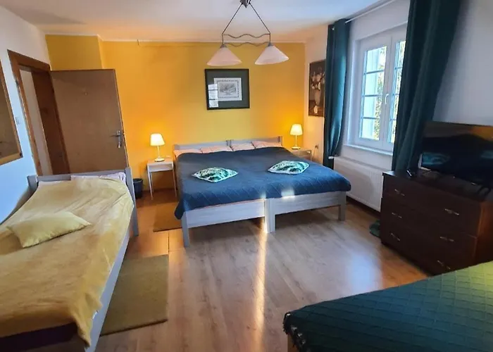 Pod Jelencem I Dom Z Widokiem Na Sniezke Blisko Wang كارباش