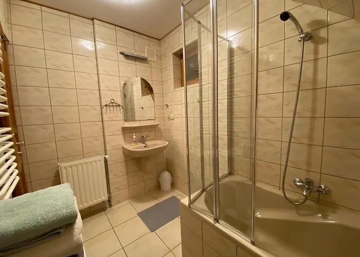 Pod Jelencem I Dom Z Widokiem Na Sniezke Blisko Wang كارباش