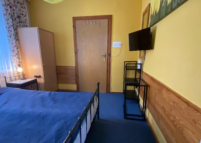 Pod Jelencem I Dom Z Widokiem Na Sniezke Blisko Wang Bed and Breakfast Karpacz