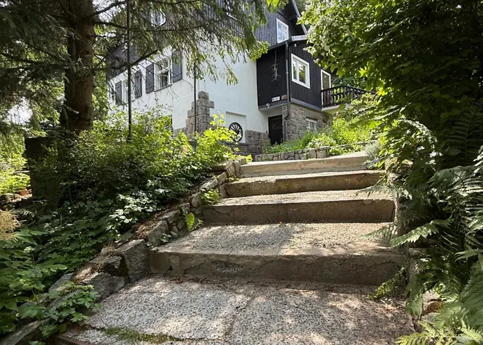 Pod Jelencem I Dom Z Widokiem Na Sniezke Blisko Wang Bed and Breakfast Karpacz